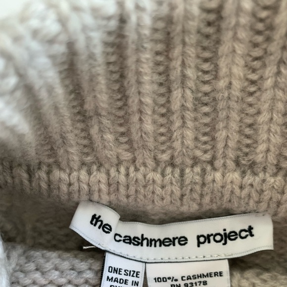 The Cashmere Project 100% cashmere doggie sweater London grey heather NWT - Picture 7 of 8